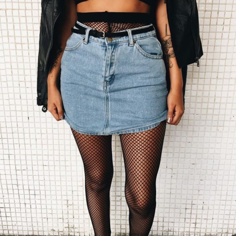 Sexy fishnet tights with backseam